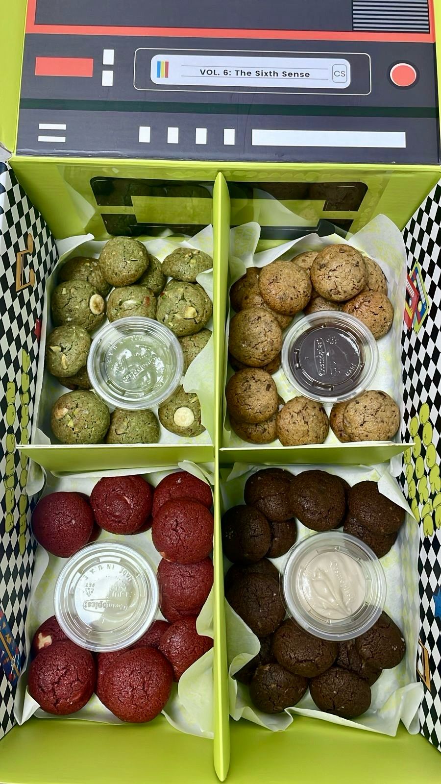 Memory lane cookie box
